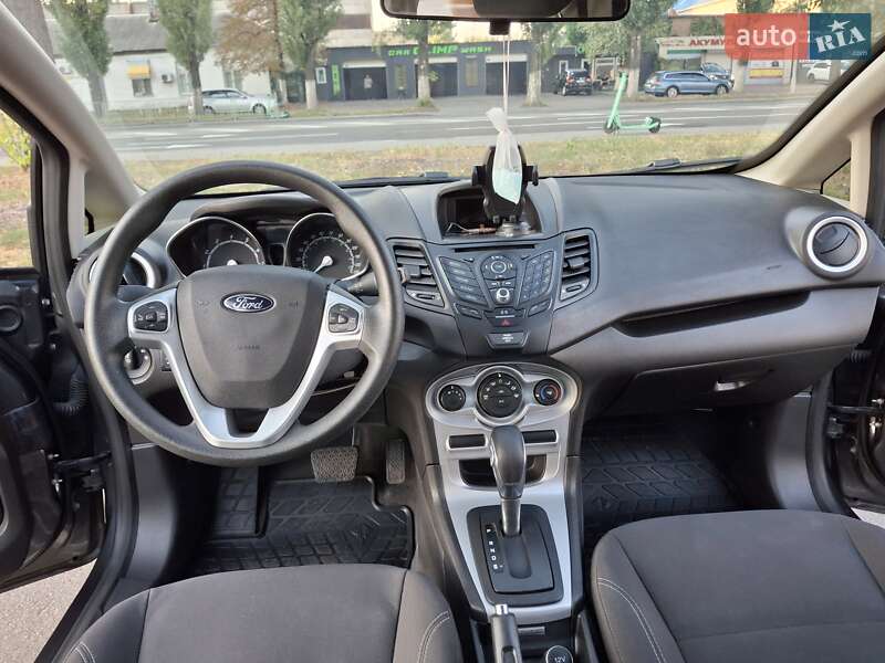 Седан Ford Fiesta 2018 в Киеве