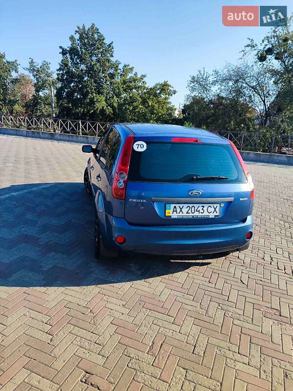 Хэтчбек Ford Fiesta 2006 в Харькове