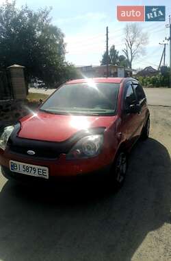 Хэтчбек Ford Fiesta 2006 в Гадяче