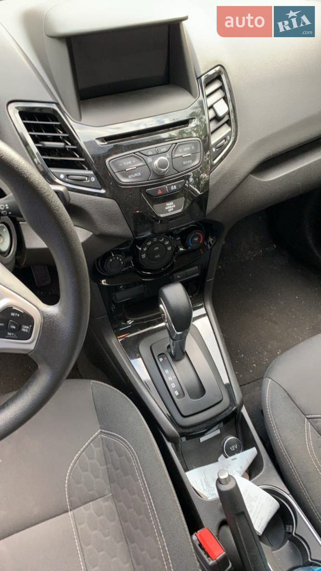 2019 Ford Fiesta - мініатюра 4
