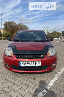 Хэтчбек Ford Fiesta 2006 в Житомире