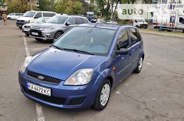 Хэтчбек Ford Fiesta 2006 в Киеве