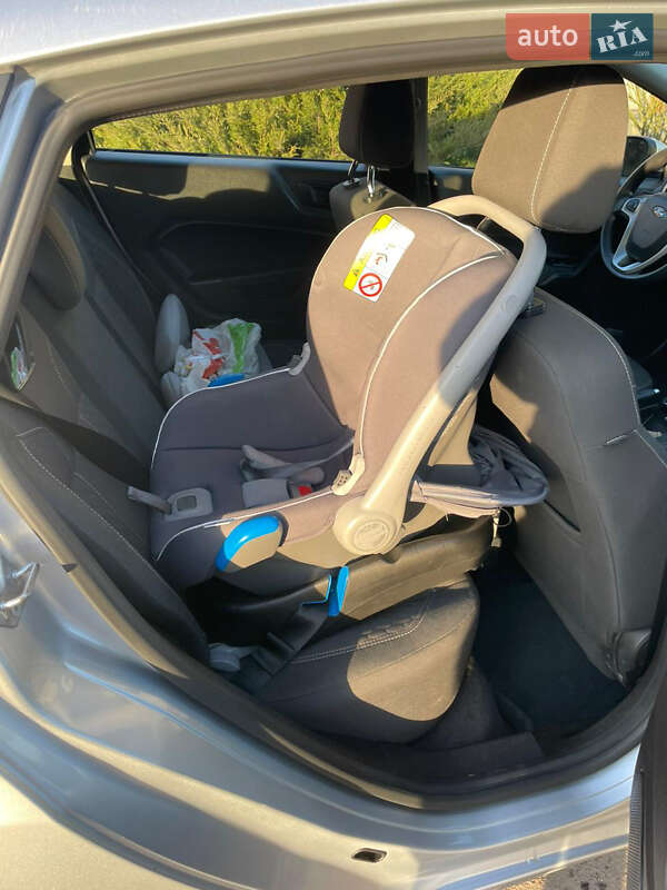 Хэтчбек Ford Fiesta 2019 в Ромнах