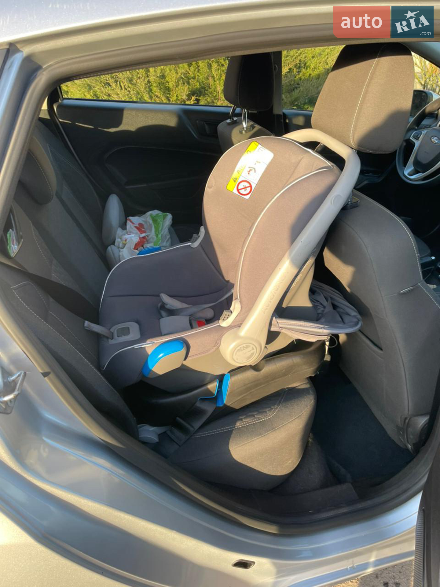 2019 Ford Fiesta - мініатюра 15