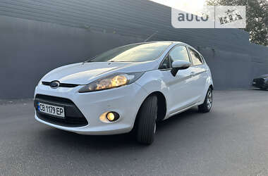 Хэтчбек Ford Fiesta 2010 в Чернигове