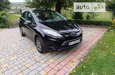 Хэтчбек Ford Fiesta 2011 в Рогатине