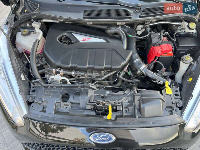 Хэтчбек Ford Fiesta 2018 в Киеве