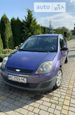 Хетчбек Ford Fiesta 2005 в Володимир-Волинському