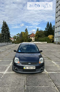 Хэтчбек Ford Fiesta 2008 в Львове