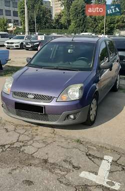 Хэтчбек Ford Fiesta 2008 в 