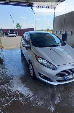 Хетчбек Ford Fiesta 2016 в Миколаєві