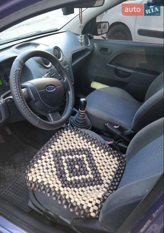 Хэтчбек Ford Fiesta 2008 в Днепре фото 5 Хэтчбек Ford Fiesta 2008 в Днепре
