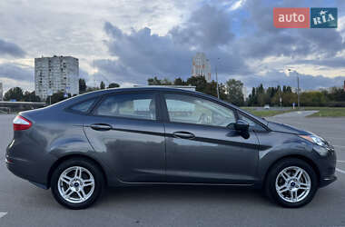 Седан Ford Fiesta 2019 в Києві