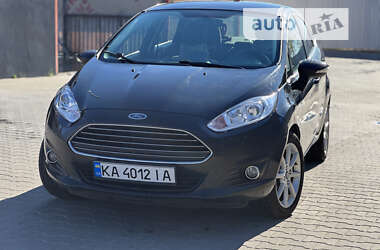 Седан Ford Fiesta 2016 в Києві