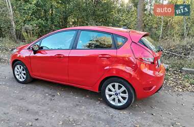 Хетчбек Ford Fiesta 2013 в Чернігові