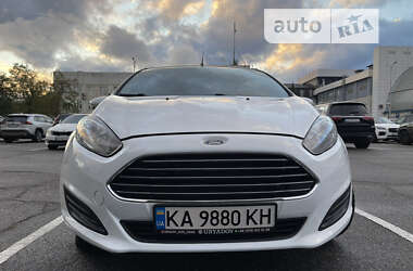 Хетчбек Ford Fiesta 2014 в Києві