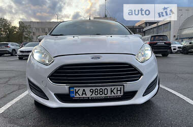 Хетчбек Ford Fiesta 2014 в Києві