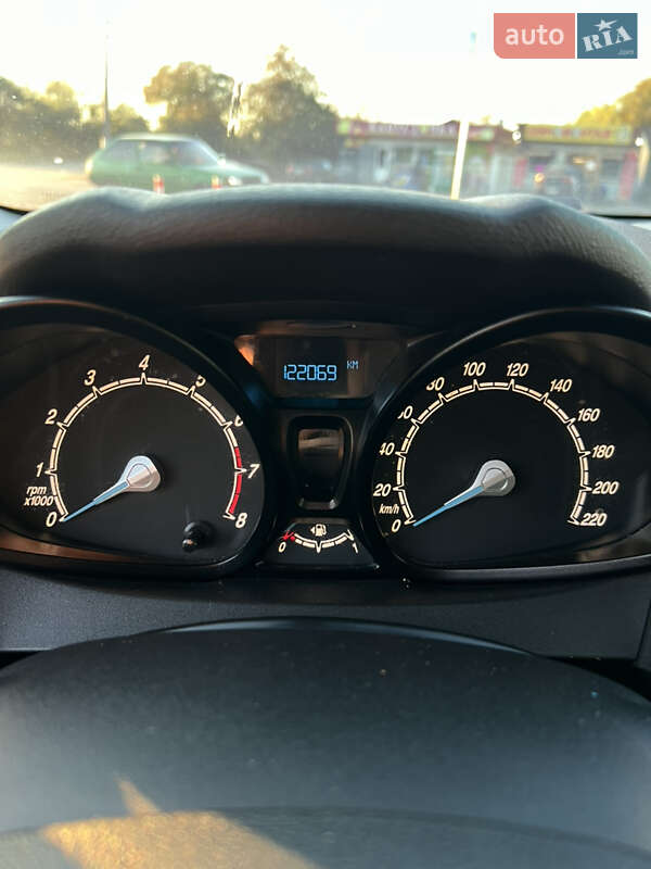 Хэтчбек Ford Fiesta 2013 в Фастове фото 16 Хэтчбек Ford Fiesta 2013 в Фастове