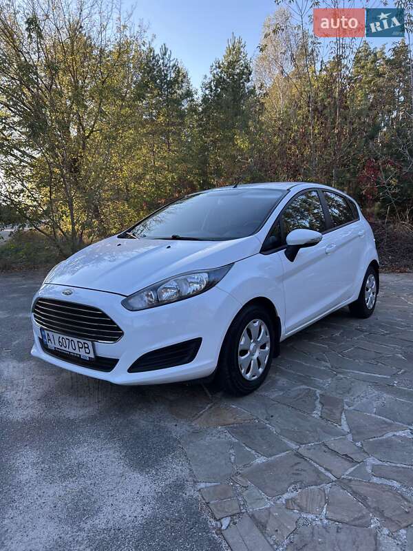 Хэтчбек Ford Fiesta 2013 в Киеве