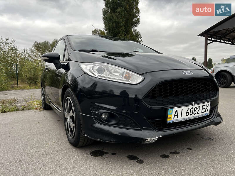 Хэтчбек Ford Fiesta 2013 в Киеве