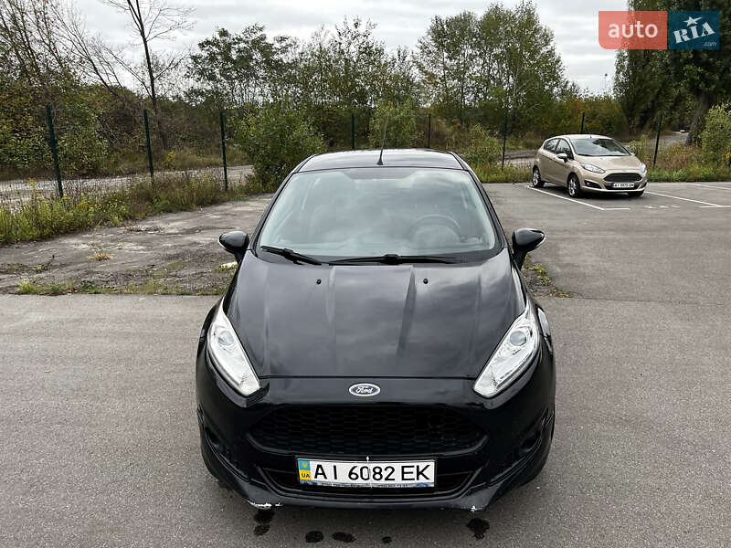 Хэтчбек Ford Fiesta 2013 в Киеве