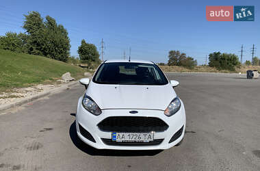 Хетчбек Ford Fiesta 2017 в Дніпрі