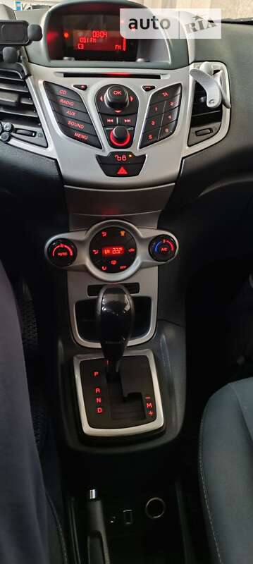 Хэтчбек Ford Fiesta 2011 в Киеве