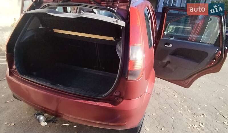 Хэтчбек Ford Fiesta 2002 в Житомире фото 6 Хэтчбек Ford Fiesta 2002 в Житомире