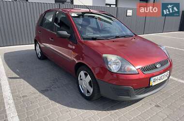 Хетчбек Ford Fiesta 2007 в 