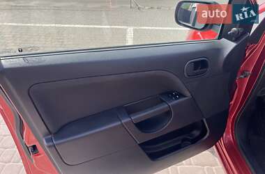 Хетчбек Ford Fiesta 2007 в 
