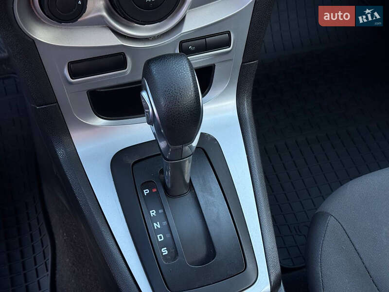 Седан Ford Fiesta 2018 в Львові