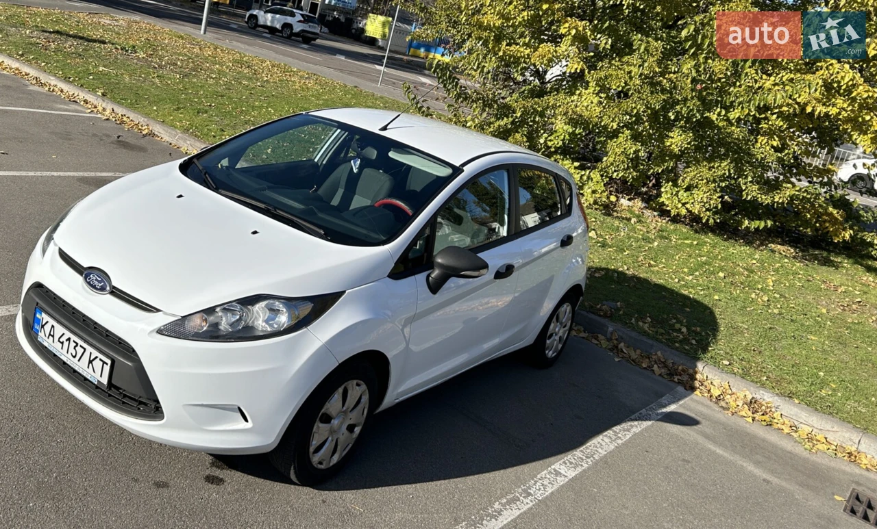 2011 Ford Fiesta - мініатюра 13