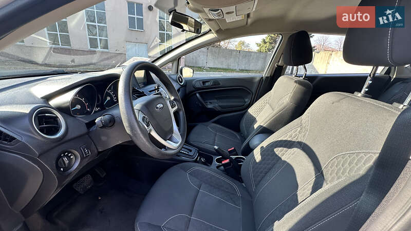 Хэтчбек Ford Fiesta 2017 в Киеве