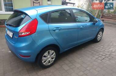 Хетчбек Ford Fiesta 2010 в Львові