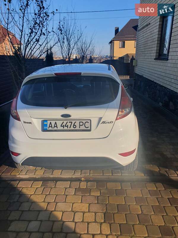 Хэтчбек Ford Fiesta 2016 в Луцке