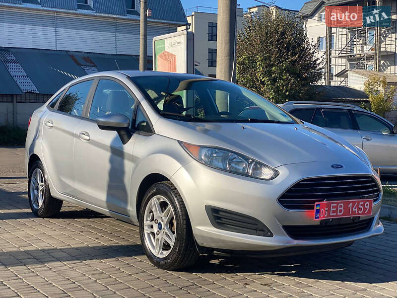 Седан Ford Fiesta 2019 в Ровно