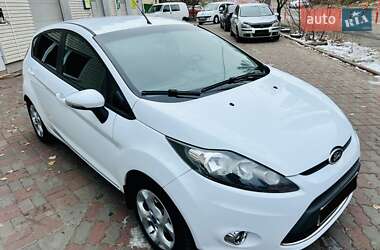 Хэтчбек Ford Fiesta 2011 в Киеве