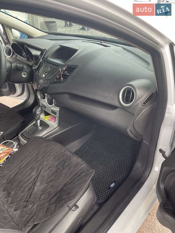 Седан Ford Fiesta 2019 в Чернівцях фото 6 Седан Ford Fiesta 2019 в Чернівцях