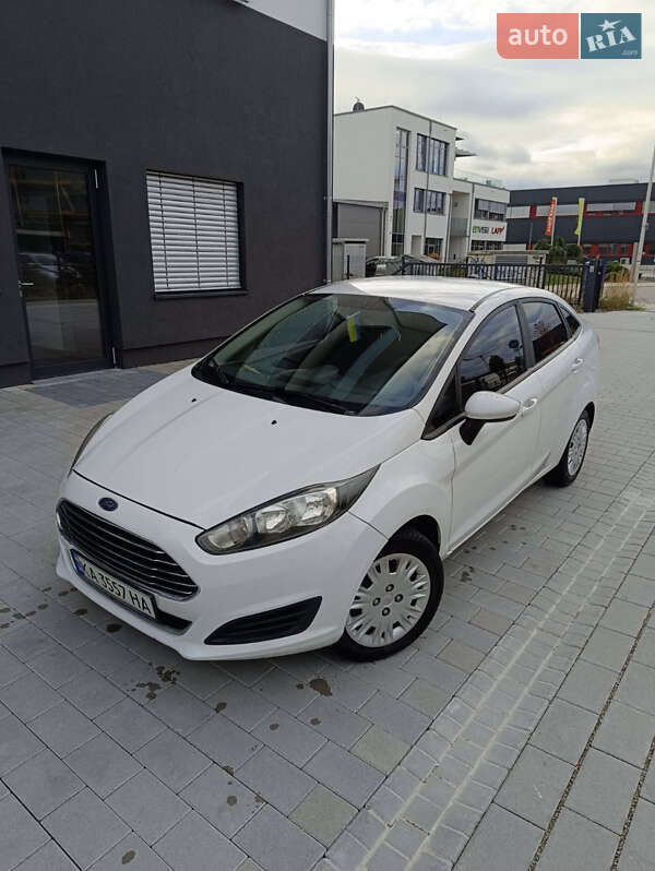 Седан Ford Fiesta 2015 в Черкассах фото 7 Седан Ford Fiesta 2015 в Черкассах