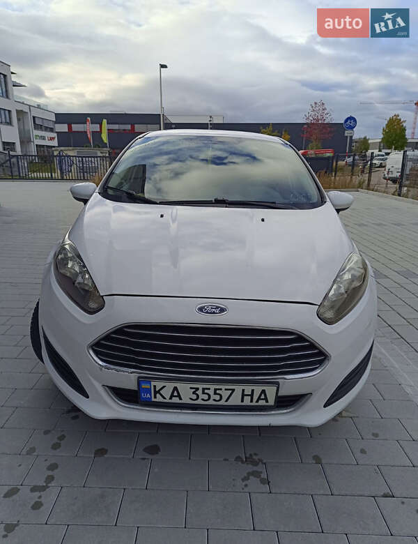 Седан Ford Fiesta 2015 в Черкассах фото 8 Седан Ford Fiesta 2015 в Черкассах