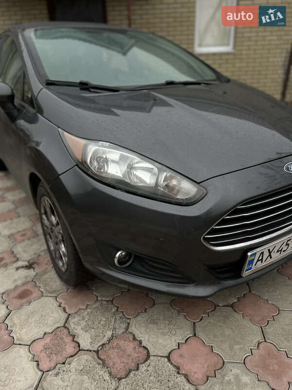 Седан Ford Fiesta 2016 в Харькове