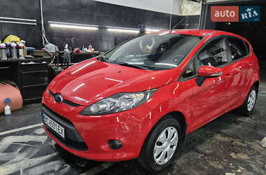 Хэтчбек Ford Fiesta 2012 в Львове