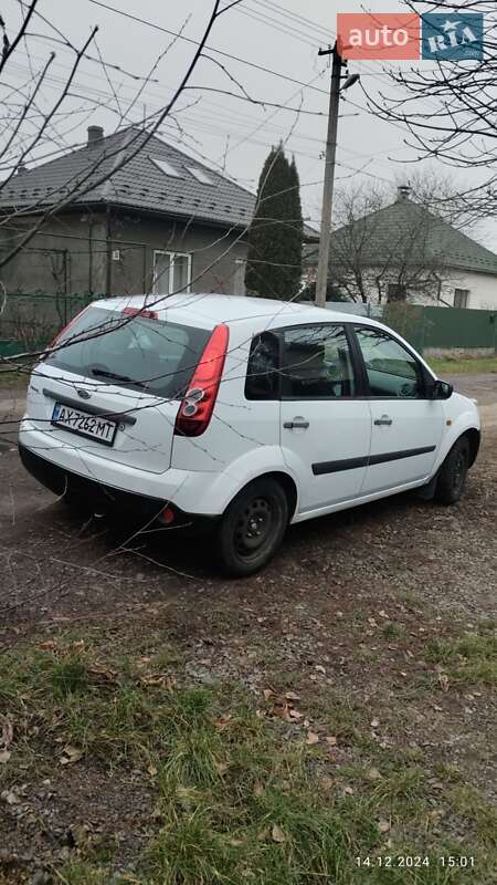 Хэтчбек Ford Fiesta 2007 в Ужгороде