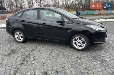 Седан Ford Fiesta 2018 в Кам'янському