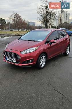 Хетчбек Ford Fiesta 2014 в Києві