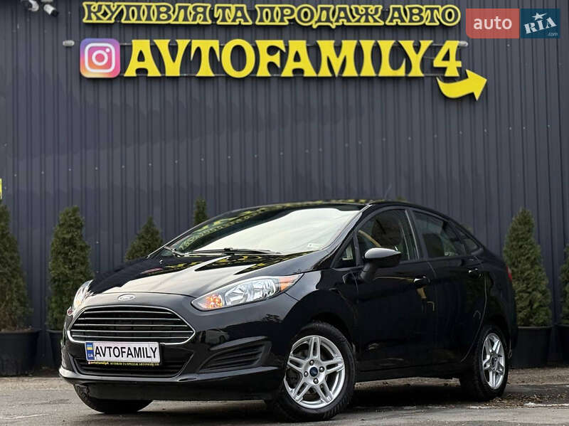 Седан Ford Fiesta 2018 в Дніпрі