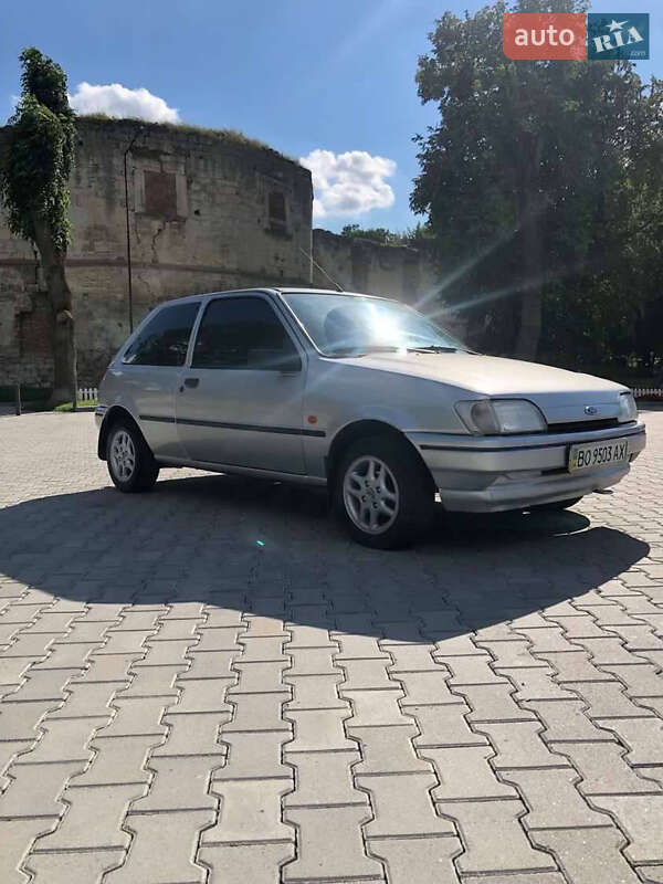 Хетчбек Ford Fiesta 1995 в Бережанах