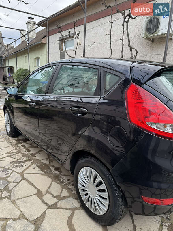 Хетчбек Ford Fiesta 2010 в Мукачевому