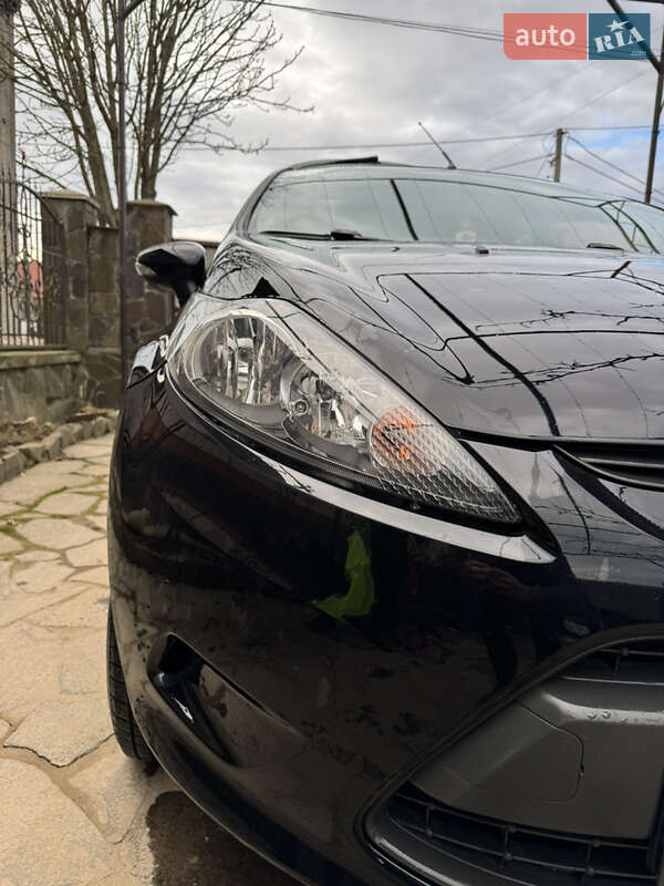 Хетчбек Ford Fiesta 2010 в Мукачевому