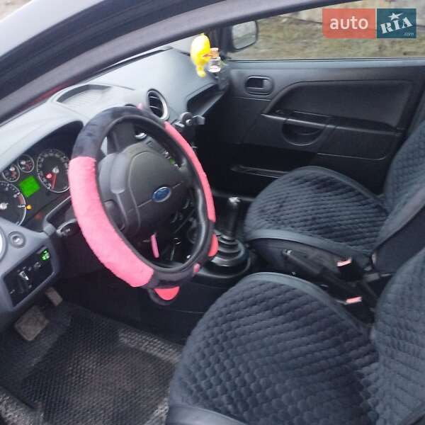 Хэтчбек Ford Fiesta 2007 в Каменском фото 6 Хэтчбек Ford Fiesta 2007 в Каменском